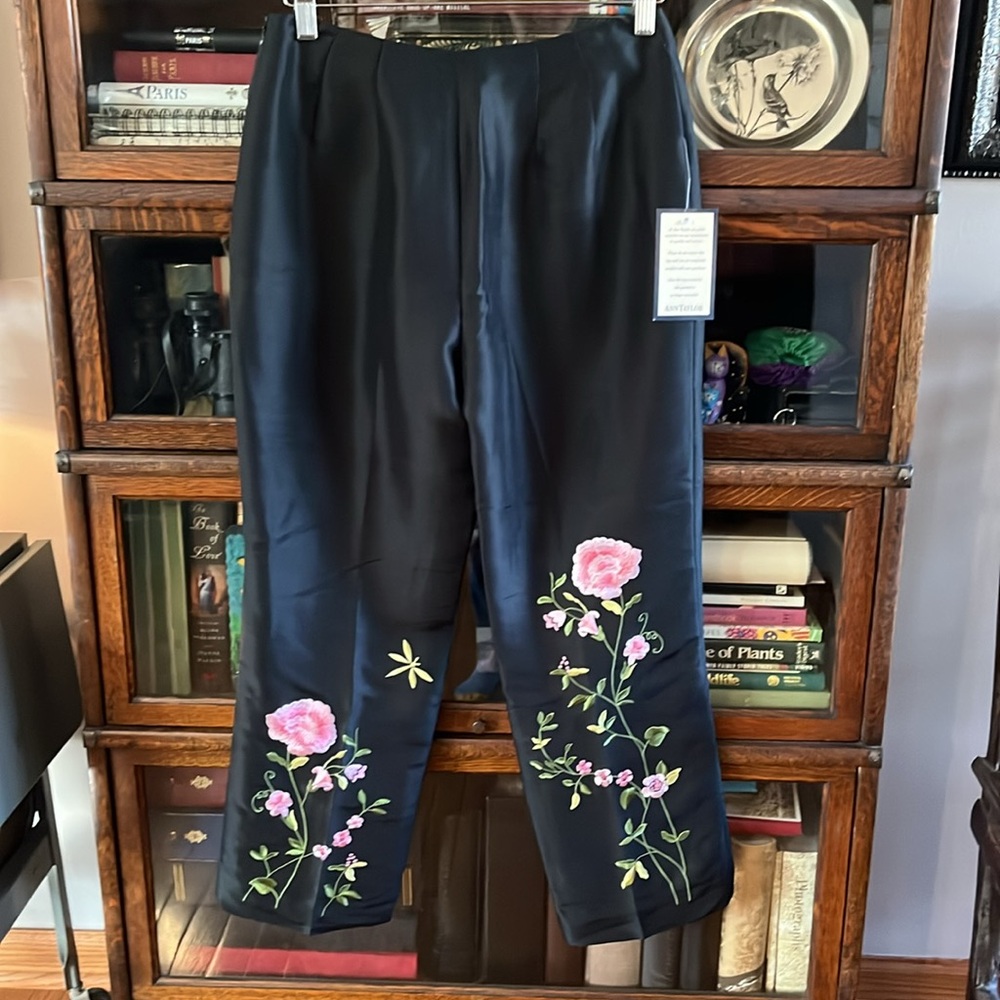 NWT Vintage Ann Taylor 100% Silk Floral Embroidered Black Pants - Picture 2 of 16